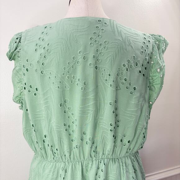 Torrid 2X Babydoll Tank Top Blouse Eyelet Ruffle Green Fairy Cottage Coquette - Picture 14 of 15